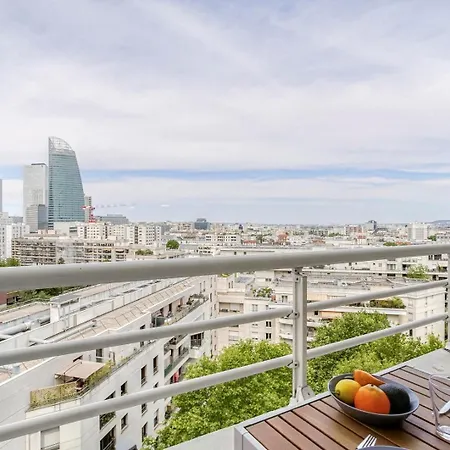 Joli A - La Defense Courbevoie